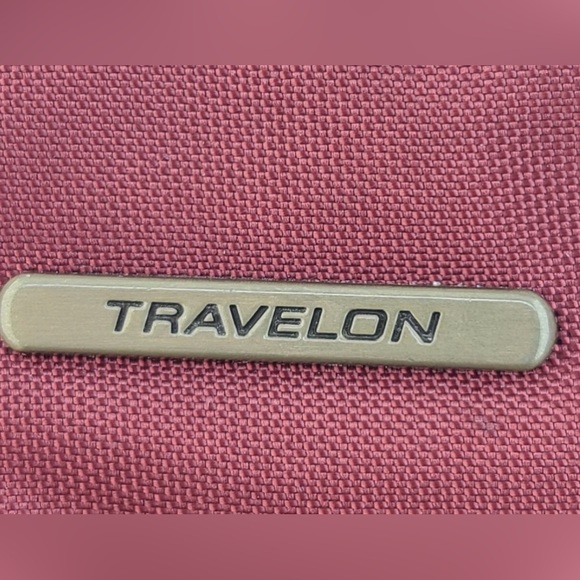 Travelon Anti-Theft RFID Blocking Travel Bag Burgundy Crossbody/ Shoulder Bag - Picture 12 of 12